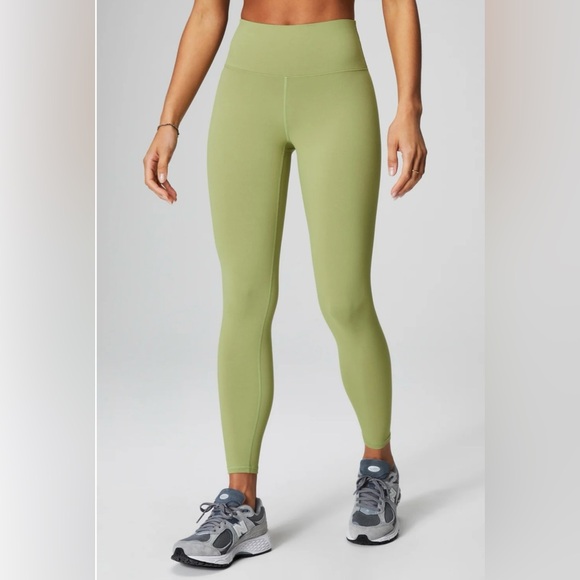 Fabletics powerhold collection. Sports bra and legging. Size small. - Picture 2 of 7